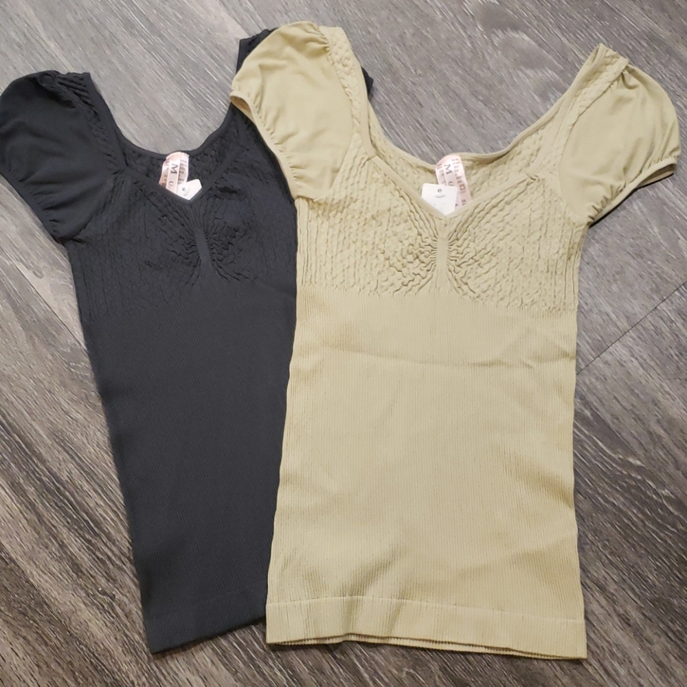 Bundle Of Fitted Tops - Picture 5 of 8